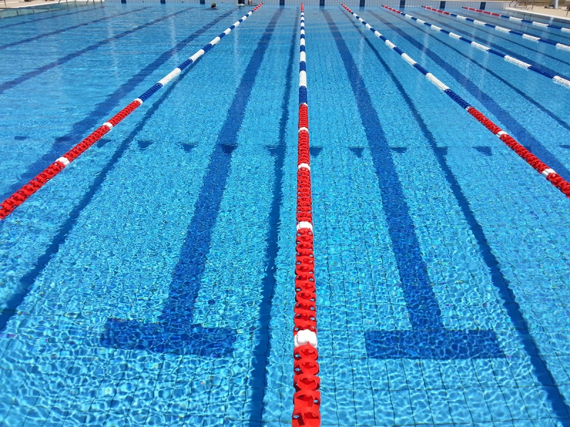 Swimming pool lane ropes